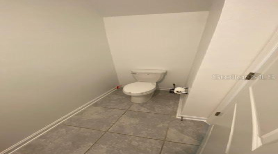 First floor half bath pic1