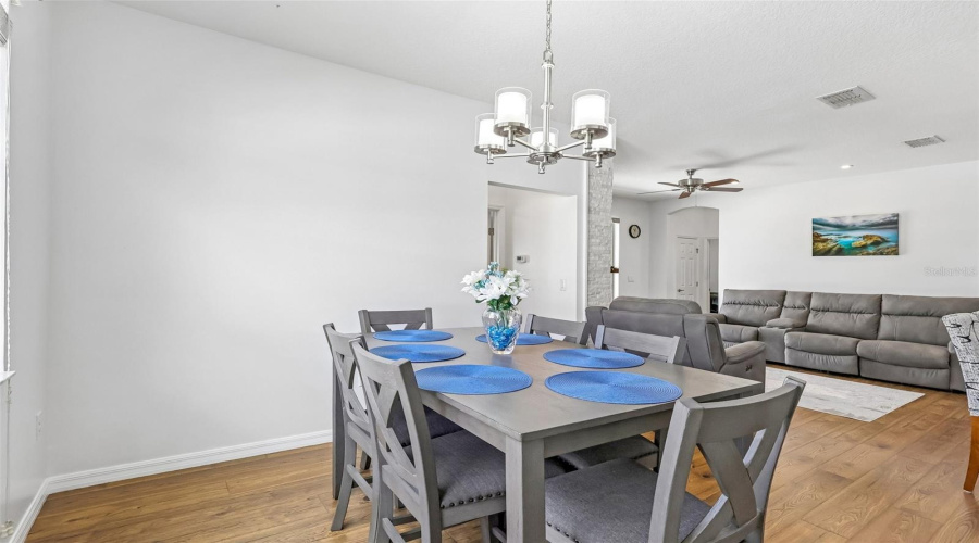 DAVENPORT, Florida 33837, 4 Bedrooms Bedrooms, ,2 BathroomsBathrooms,Residential,For Sale,SEVILLE,0,MFRTB8519728