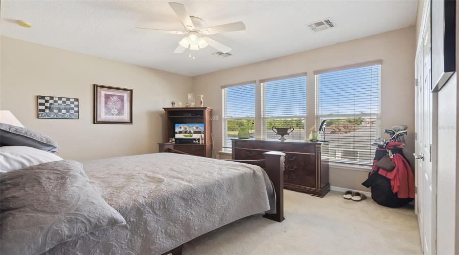 DAVENPORT, Florida 33837, 6 Bedrooms Bedrooms, ,4 BathroomsBathrooms,Residential,For Sale,LEXINGTON,0,MFRS5152125