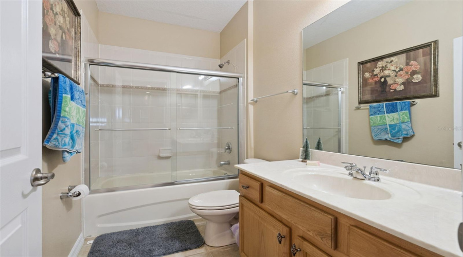 DAVENPORT, Florida 33837, 6 Bedrooms Bedrooms, ,4 BathroomsBathrooms,Residential,For Sale,LEXINGTON,0,MFRS5152125