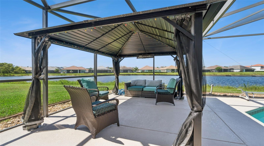 DAVENPORT, Florida 33837, 6 Bedrooms Bedrooms, ,4 BathroomsBathrooms,Residential,For Sale,LEXINGTON,0,MFRS5152125