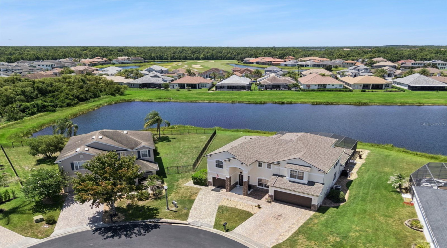 DAVENPORT, Florida 33837, 6 Bedrooms Bedrooms, ,4 BathroomsBathrooms,Residential,For Sale,LEXINGTON,0,MFRS5152125