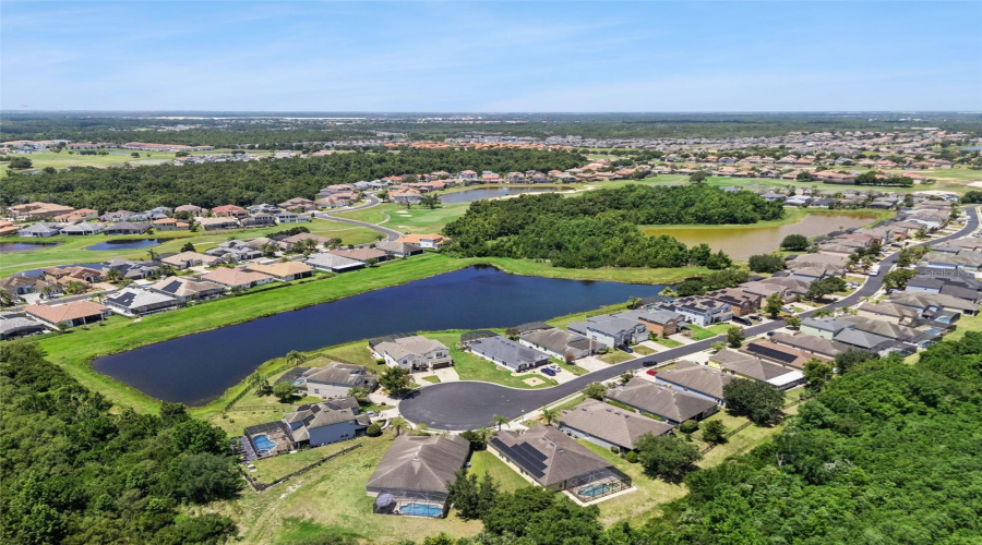 DAVENPORT, Florida 33837, 6 Bedrooms Bedrooms, ,4 BathroomsBathrooms,Residential,For Sale,LEXINGTON,0,MFRS5152125
