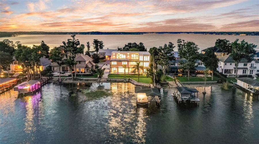 ORLANDO, Florida 32836, 6 Bedrooms Bedrooms, ,6 BathroomsBathrooms,Residential,For Sale,LONE TREE,0,MFRO6417540