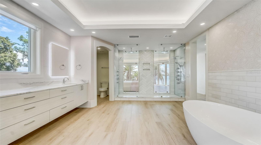 ORLANDO, Florida 32836, 6 Bedrooms Bedrooms, ,6 BathroomsBathrooms,Residential,For Sale,LONE TREE,0,MFRO6417540