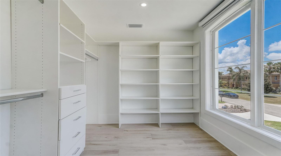 ORLANDO, Florida 32836, 6 Bedrooms Bedrooms, ,6 BathroomsBathrooms,Residential,For Sale,LONE TREE,0,MFRO6417540
