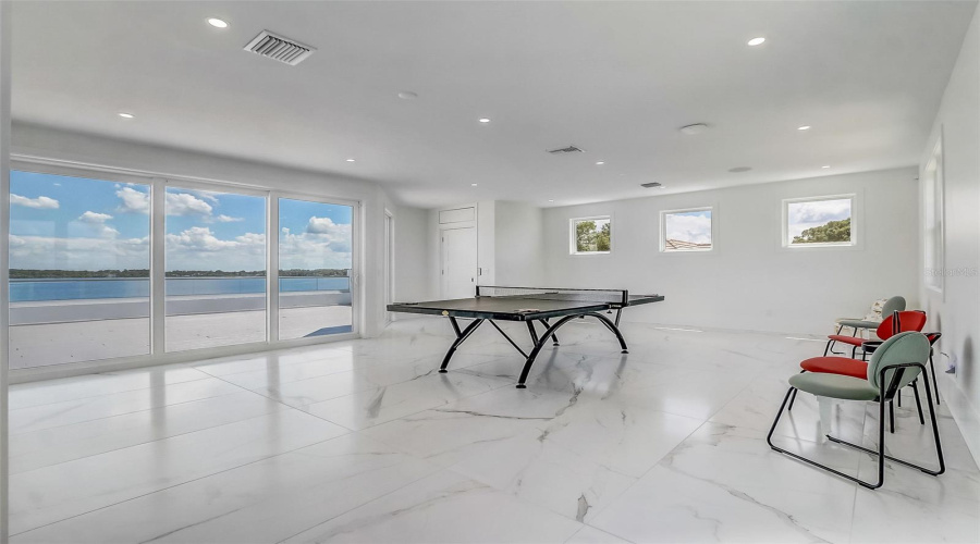 ORLANDO, Florida 32836, 6 Bedrooms Bedrooms, ,6 BathroomsBathrooms,Residential,For Sale,LONE TREE,0,MFRO6417540