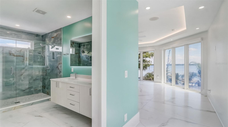 ORLANDO, Florida 32836, 6 Bedrooms Bedrooms, ,6 BathroomsBathrooms,Residential,For Sale,LONE TREE,0,MFRO6417540