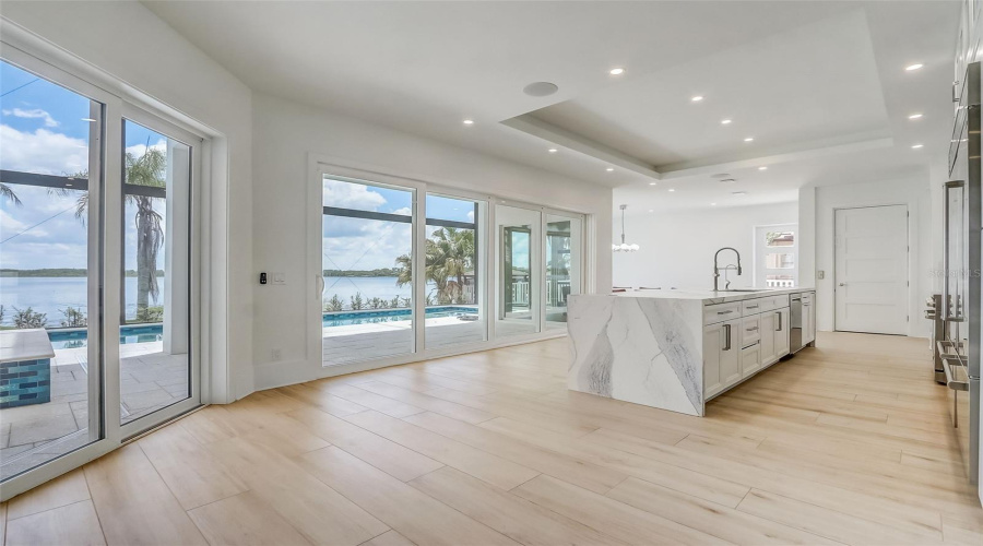 ORLANDO, Florida 32836, 6 Bedrooms Bedrooms, ,6 BathroomsBathrooms,Residential,For Sale,LONE TREE,0,MFRO6417540