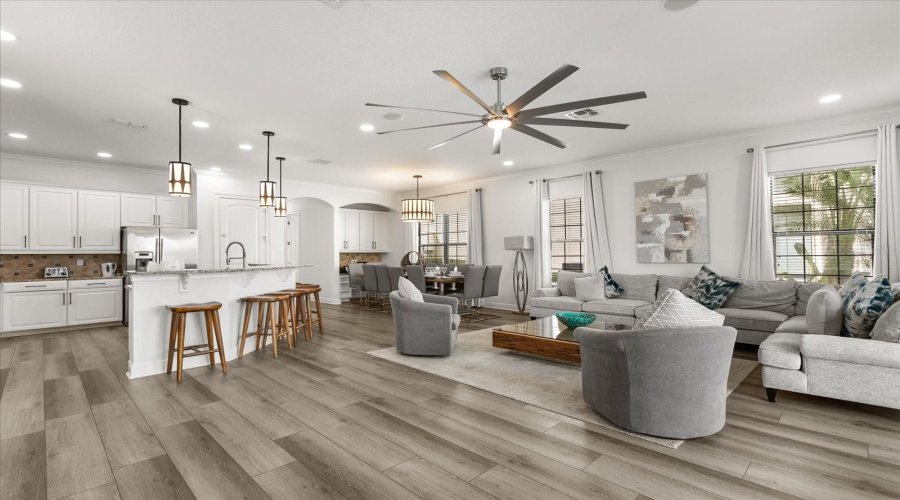 REUNION, Florida 34747, 5 Bedrooms Bedrooms, ,5 BathroomsBathrooms,Residential,For Sale,GOLDEN BEAR,0,MFRO6326040
