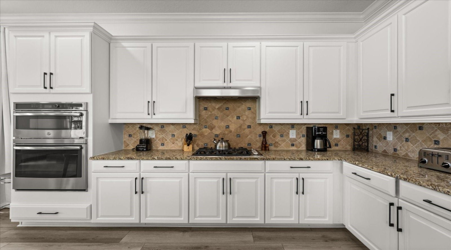 REUNION, Florida 34747, 5 Bedrooms Bedrooms, ,5 BathroomsBathrooms,Residential,For Sale,GOLDEN BEAR,0,MFRO6326040