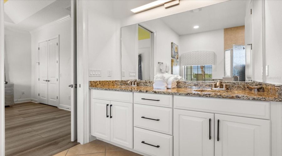 REUNION, Florida 34747, 5 Bedrooms Bedrooms, ,5 BathroomsBathrooms,Residential,For Sale,GOLDEN BEAR,0,MFRO6326040