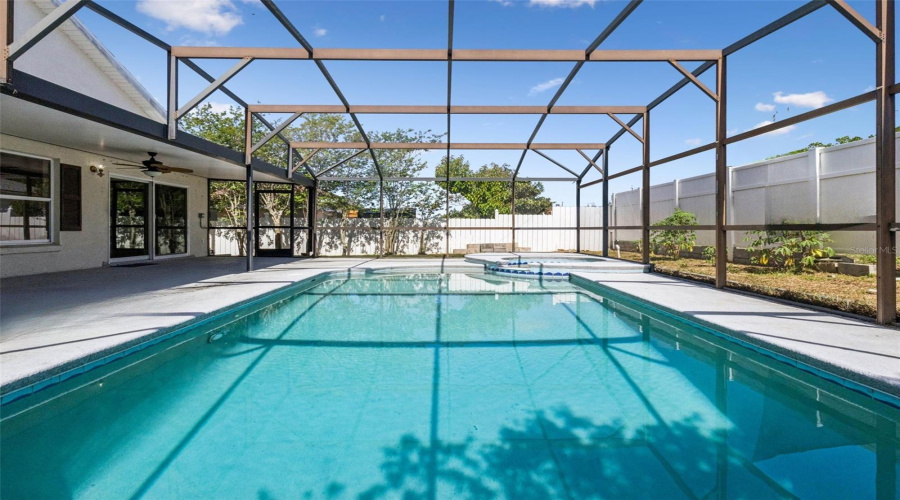 Fully Screened in Pool