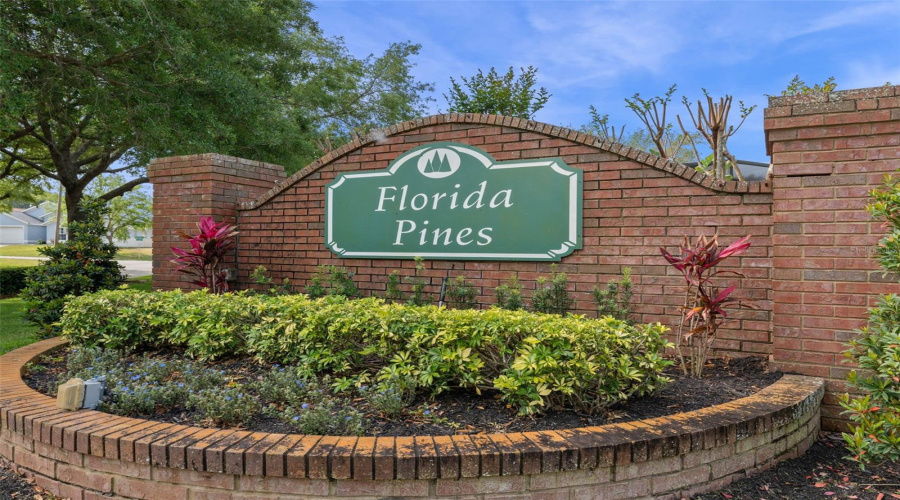 Florida Pines Entrance