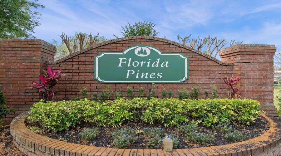 Florida Pines Entrance