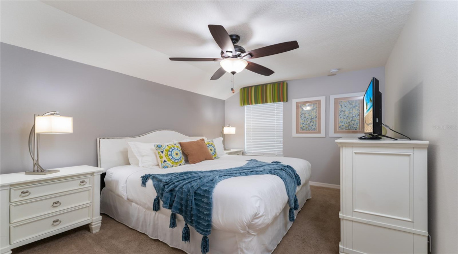 DAVENPORT, Florida 33896, 5 Bedrooms Bedrooms, ,4 BathroomsBathrooms,Residential,For Sale,YORKSHIRE,0,MFRO6418054