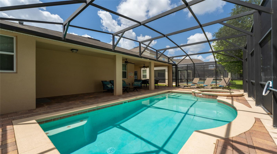 DAVENPORT, Florida 33896, 5 Bedrooms Bedrooms, ,4 BathroomsBathrooms,Residential,For Sale,YORKSHIRE,0,MFRO6418054