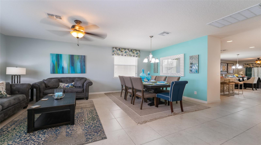 DAVENPORT, Florida 33896, 5 Bedrooms Bedrooms, ,4 BathroomsBathrooms,Residential,For Sale,YORKSHIRE,0,MFRO6418054