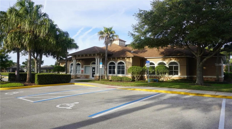 DAVENPORT, Florida 33896, 5 Bedrooms Bedrooms, ,4 BathroomsBathrooms,Residential,For Sale,YORKSHIRE,0,MFRO6418054