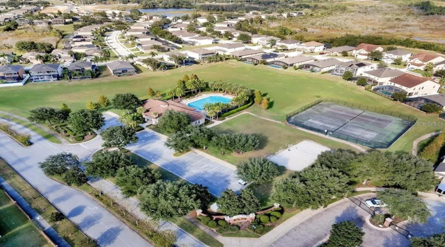 DAVENPORT, Florida 33896, 5 Bedrooms Bedrooms, ,4 BathroomsBathrooms,Residential,For Sale,YORKSHIRE,0,MFRO6418054