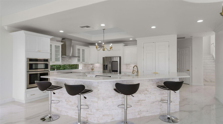 DAVENPORT, Florida 33837, 5 Bedrooms Bedrooms, ,4 BathroomsBathrooms,Residential,For Sale,CHELSEA,0,MFRO6350800