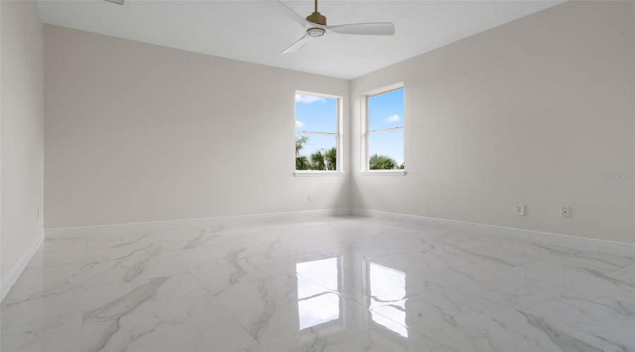 DAVENPORT, Florida 33837, 5 Bedrooms Bedrooms, ,4 BathroomsBathrooms,Residential,For Sale,CHELSEA,0,MFRO6350800