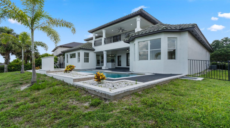 DAVENPORT, Florida 33837, 5 Bedrooms Bedrooms, ,4 BathroomsBathrooms,Residential,For Sale,CHELSEA,0,MFRO6350800