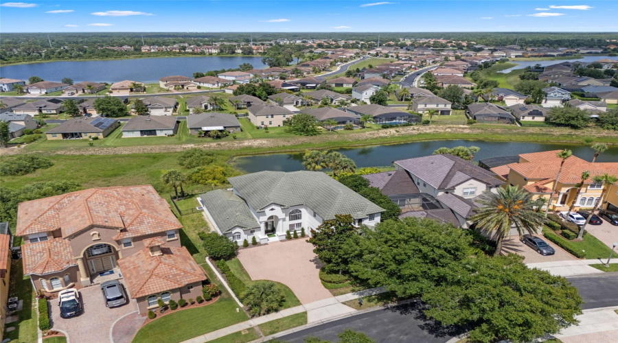 DAVENPORT, Florida 33837, 5 Bedrooms Bedrooms, ,4 BathroomsBathrooms,Residential,For Sale,CHELSEA,0,MFRO6350800