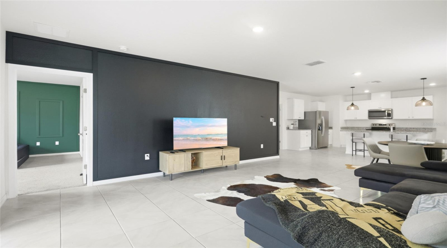 DAVENPORT, Florida 33837, 3 Bedrooms Bedrooms, ,2 BathroomsBathrooms,Residential,For Sale,CASCADES,0,MFRS5152153