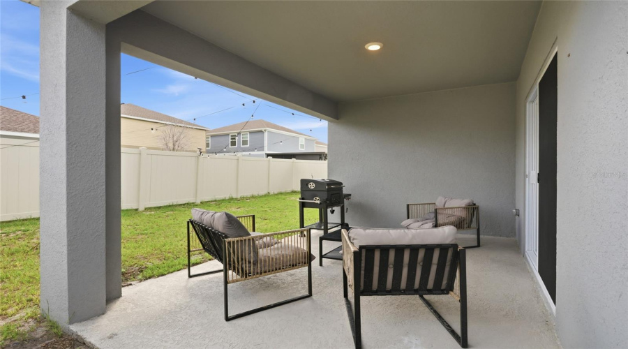 DAVENPORT, Florida 33837, 3 Bedrooms Bedrooms, ,2 BathroomsBathrooms,Residential,For Sale,CASCADES,0,MFRS5152153