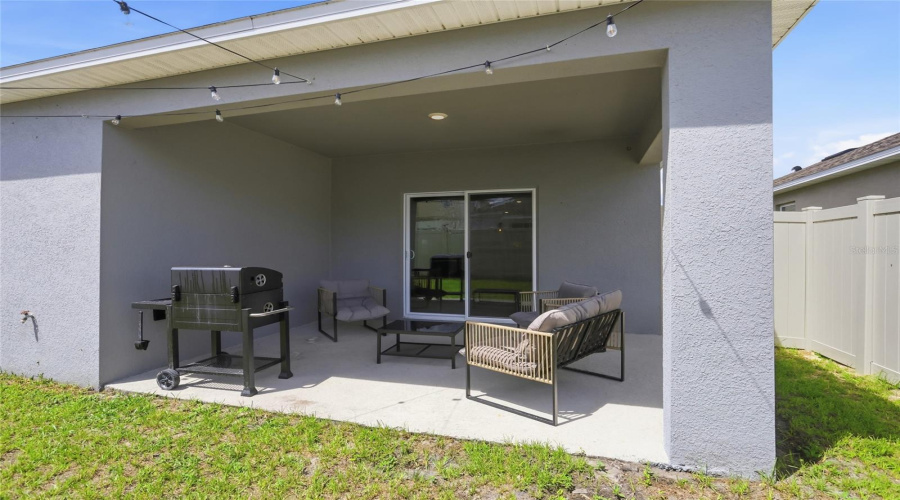 DAVENPORT, Florida 33837, 3 Bedrooms Bedrooms, ,2 BathroomsBathrooms,Residential,For Sale,CASCADES,0,MFRS5152153