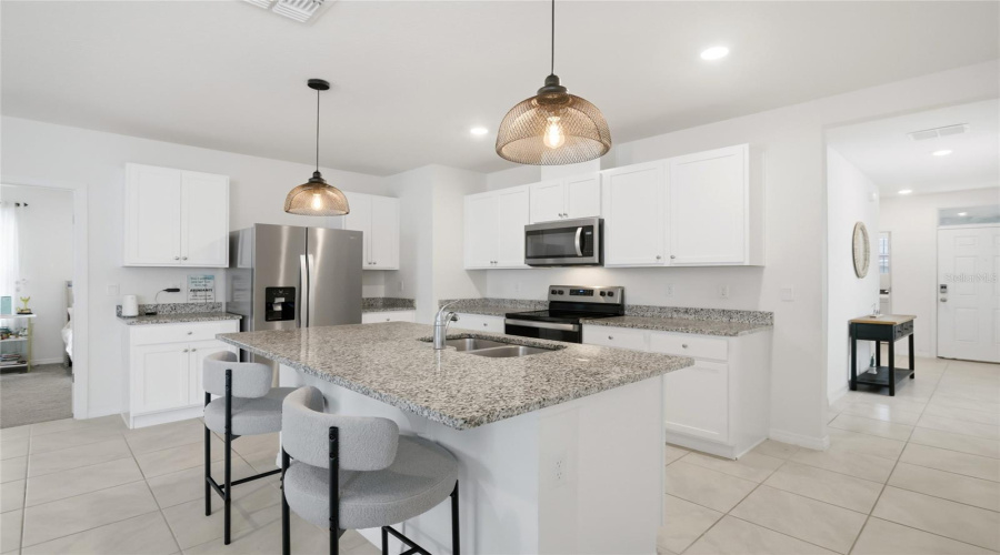 DAVENPORT, Florida 33837, 3 Bedrooms Bedrooms, ,2 BathroomsBathrooms,Residential,For Sale,CASCADES,0,MFRS5152153