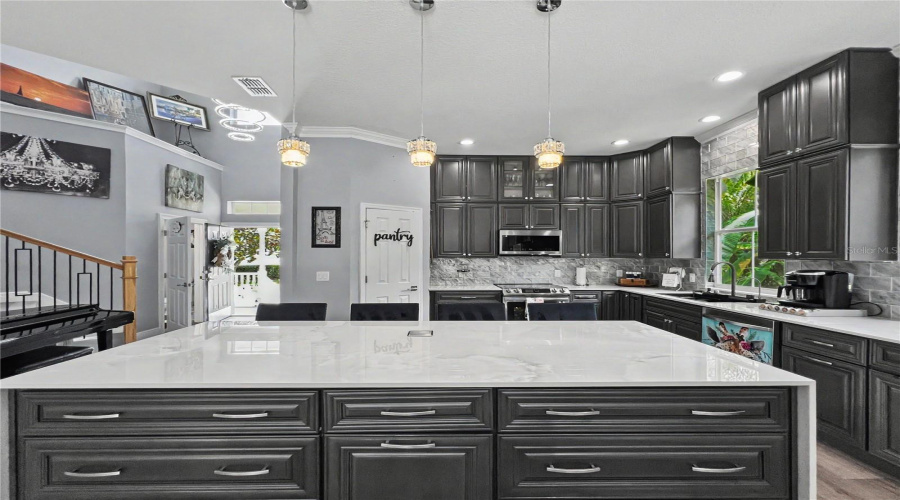 CELEBRATION, Florida 34747, 4 Bedrooms Bedrooms, ,3 BathroomsBathrooms,Residential,For Sale,RUNNER OAK,0,MFRO6415708
