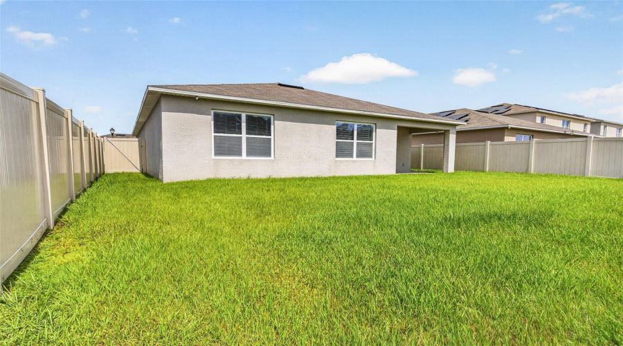 DAVENPORT, Florida 33897, 3 Bedrooms Bedrooms, ,2 BathroomsBathrooms,Residential,For Sale,FOX SQUIRREL,0,MFRG5113856
