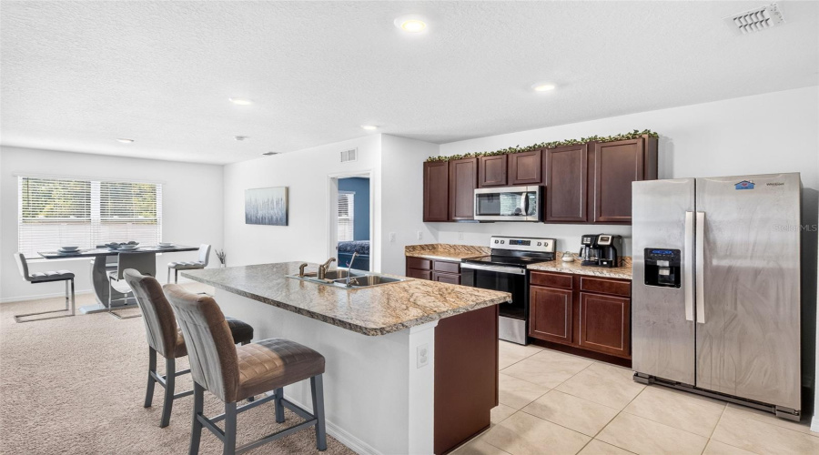 DAVENPORT, Florida 33897, 3 Bedrooms Bedrooms, ,2 BathroomsBathrooms,Residential,For Sale,FOX SQUIRREL,0,MFRG5113856