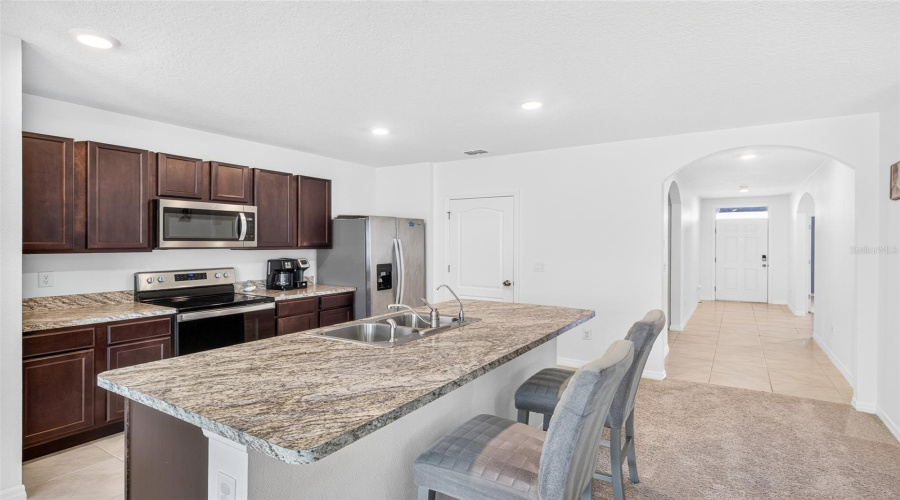DAVENPORT, Florida 33897, 3 Bedrooms Bedrooms, ,2 BathroomsBathrooms,Residential,For Sale,FOX SQUIRREL,0,MFRG5113856
