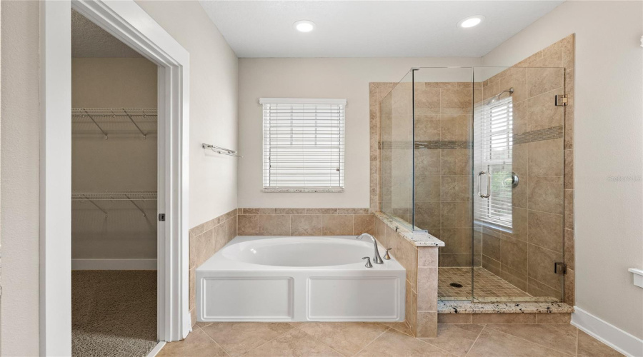 KISSIMMEE, Florida 34747, 3 Bedrooms Bedrooms, ,2 BathroomsBathrooms,Residential,For Sale,RESOLUTE,0,MFRO6415700