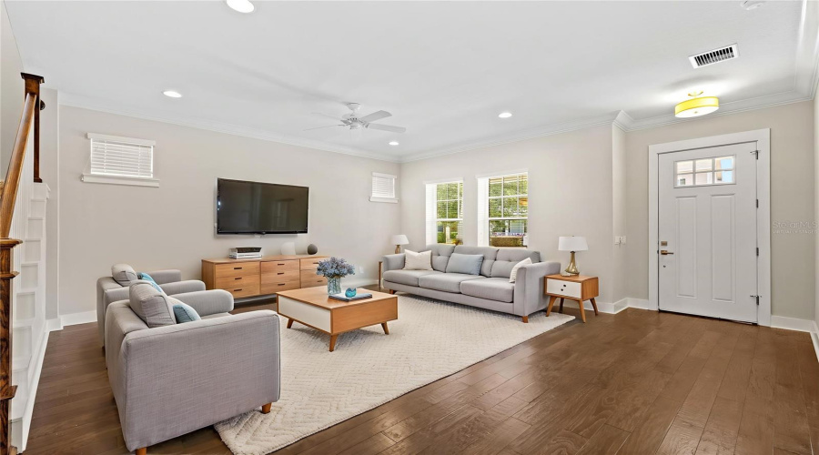 Living Room (virtually staged)