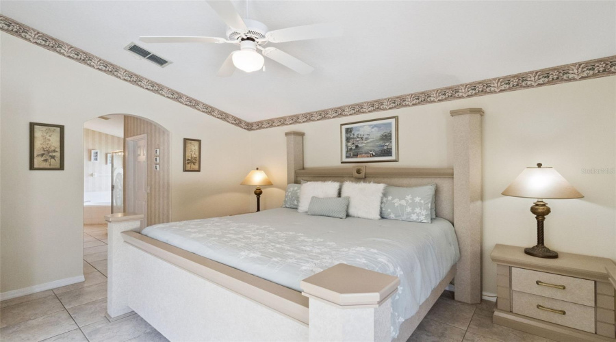KISSIMMEE, Florida 34746, 4 Bedrooms Bedrooms, ,2 BathroomsBathrooms,Residential,For Sale,CUMBRIAN LAKES,0,MFRO6418381