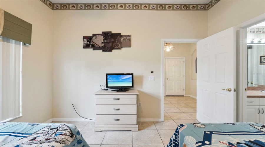 KISSIMMEE, Florida 34746, 4 Bedrooms Bedrooms, ,2 BathroomsBathrooms,Residential,For Sale,CUMBRIAN LAKES,0,MFRO6418381
