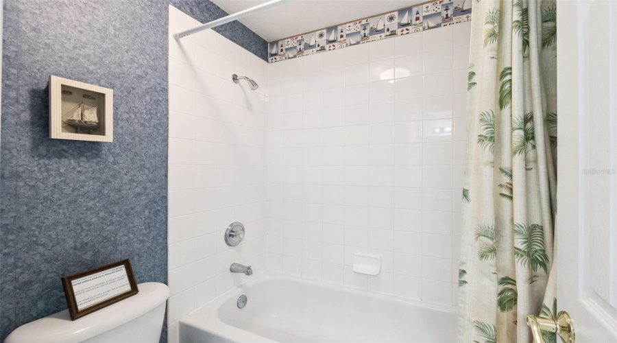 KISSIMMEE, Florida 34746, 4 Bedrooms Bedrooms, ,2 BathroomsBathrooms,Residential,For Sale,CUMBRIAN LAKES,0,MFRO6418381