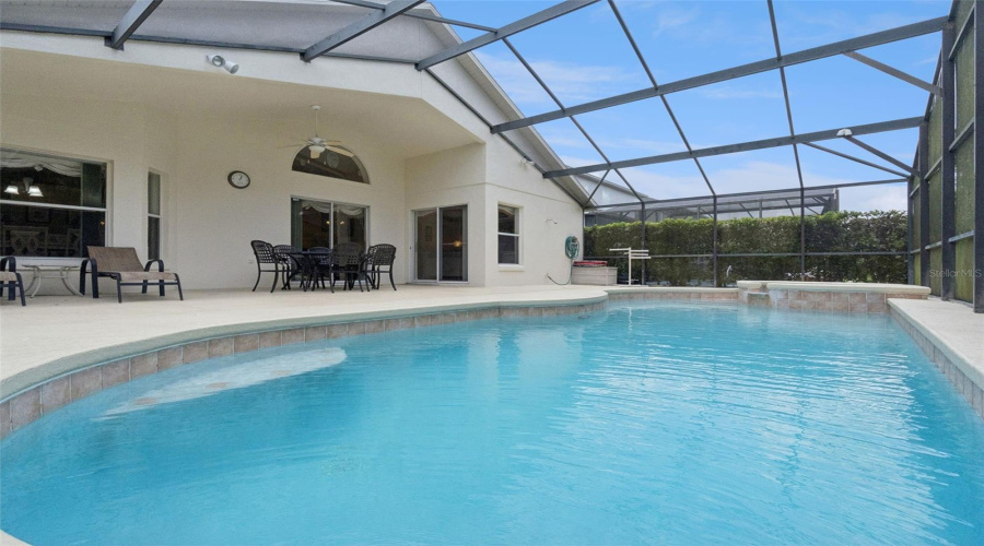 KISSIMMEE, Florida 34746, 4 Bedrooms Bedrooms, ,2 BathroomsBathrooms,Residential,For Sale,CUMBRIAN LAKES,0,MFRO6418381