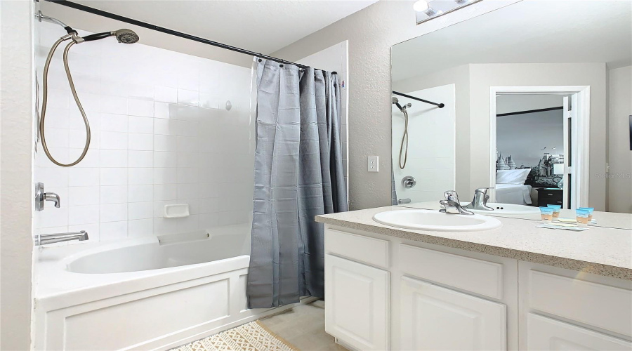 KISSIMMEE, Florida 34747, 3 Bedrooms Bedrooms, ,3 BathroomsBathrooms,Residential,For Sale,OTTERSPOOL,0,MFRO6417354