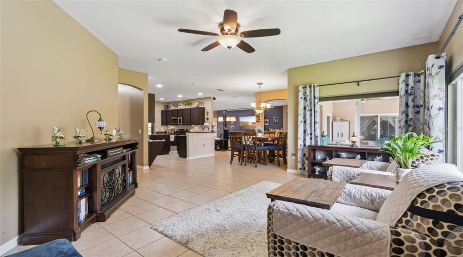 KISSIMMEE, Florida 34746, 3 Bedrooms Bedrooms, ,2 BathroomsBathrooms,Residential,For Sale,SHOREWOOD,0,MFRS5151829