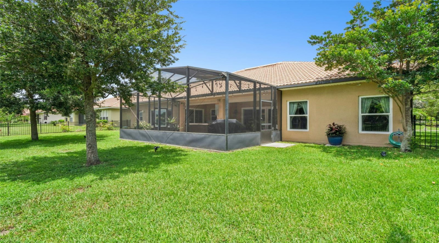 KISSIMMEE, Florida 34746, 3 Bedrooms Bedrooms, ,2 BathroomsBathrooms,Residential,For Sale,SHOREWOOD,0,MFRS5151829