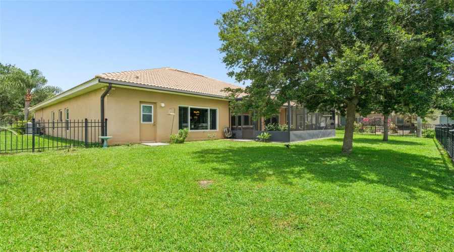 KISSIMMEE, Florida 34746, 3 Bedrooms Bedrooms, ,2 BathroomsBathrooms,Residential,For Sale,SHOREWOOD,0,MFRS5151829