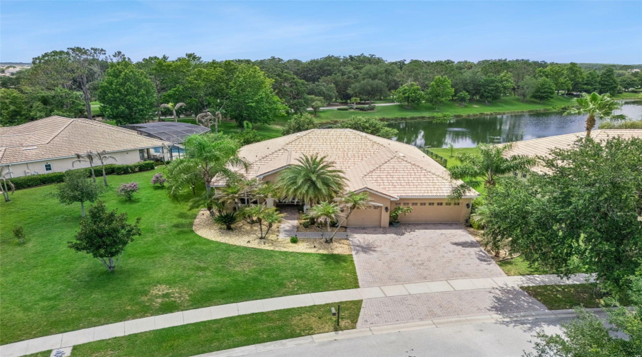 KISSIMMEE, Florida 34746, 3 Bedrooms Bedrooms, ,2 BathroomsBathrooms,Residential,For Sale,SHOREWOOD,0,MFRS5151829