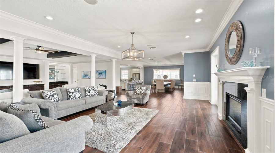 REUNION, Florida 34747, 5 Bedrooms Bedrooms, ,4 BathroomsBathrooms,Residential,For Sale,GATHERING,0,MFRO6418002