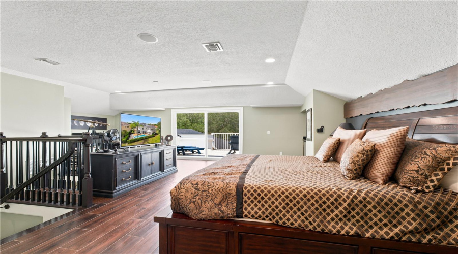 REUNION, Florida 34747, 5 Bedrooms Bedrooms, ,4 BathroomsBathrooms,Residential,For Sale,GATHERING,0,MFRO6418002