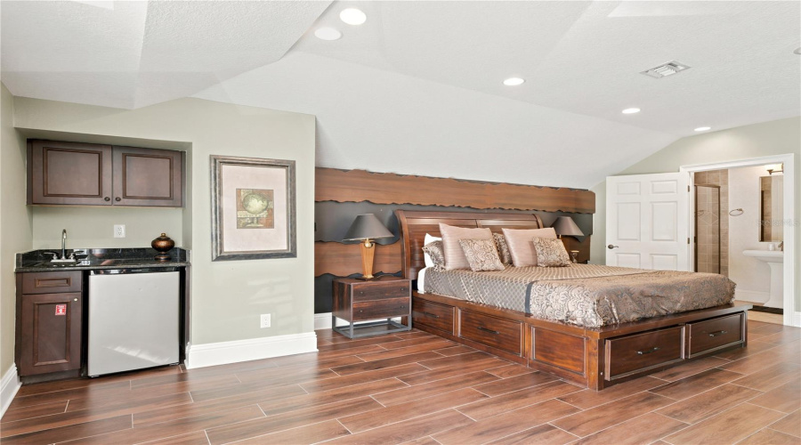 REUNION, Florida 34747, 5 Bedrooms Bedrooms, ,4 BathroomsBathrooms,Residential,For Sale,GATHERING,0,MFRO6418002